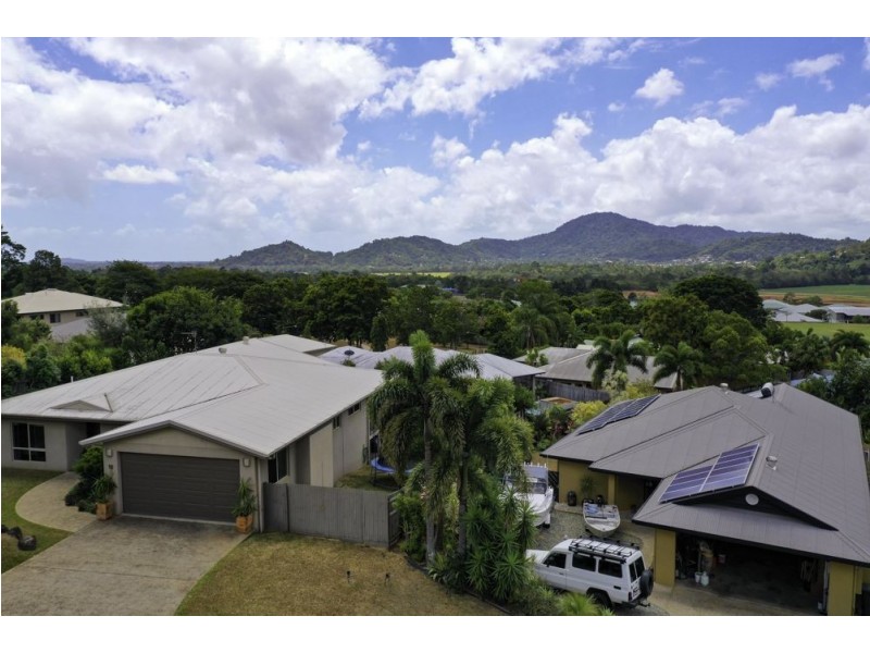 9 Pilosa Street, Redlynch QLD 4870