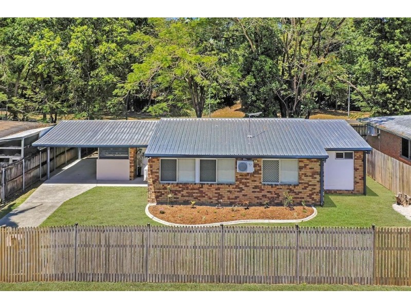 24 McEwen Street, Mooroobool QLD 4870