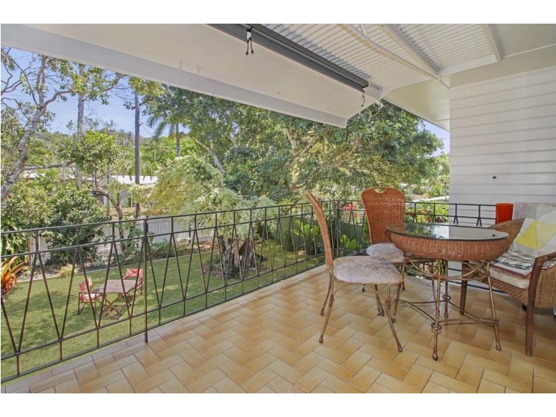 18 Hodel Street, Whitfield QLD 4870