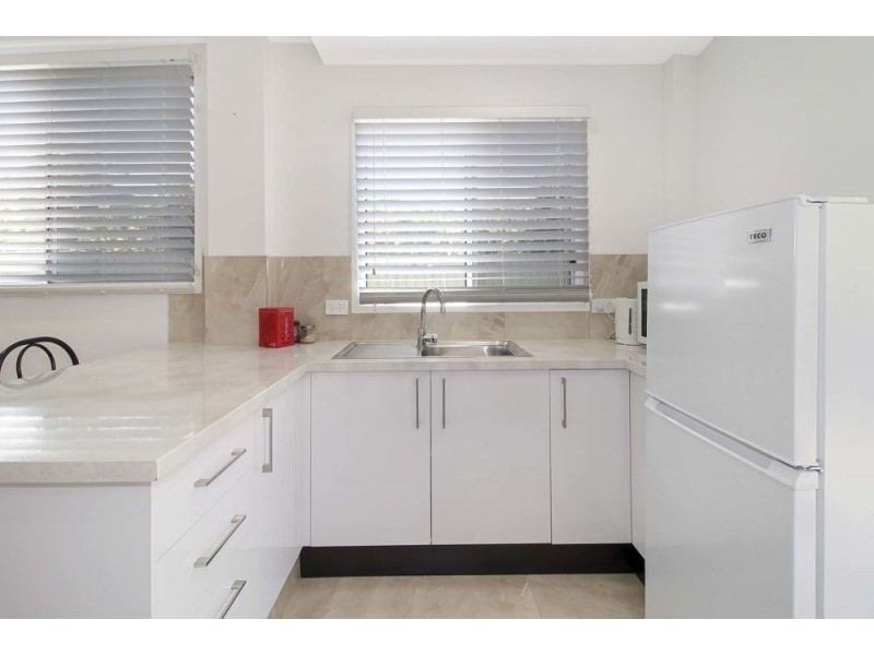 18 Hodel Street, Whitfield QLD 4870
