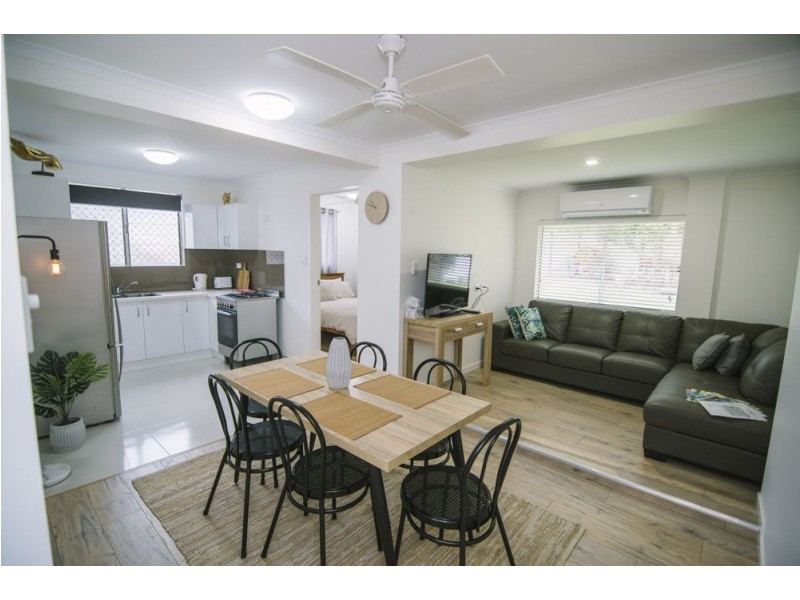 18 Hodel Street, Whitfield QLD 4870