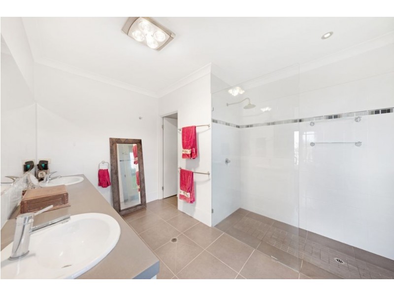 48 Pepperwood Street, Redlynch QLD 4870