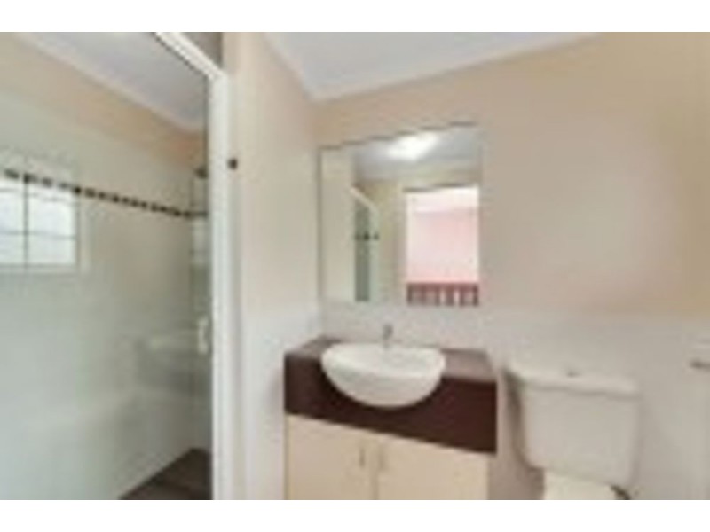 4/193 Kamerunga Road, Freshwater QLD 4870