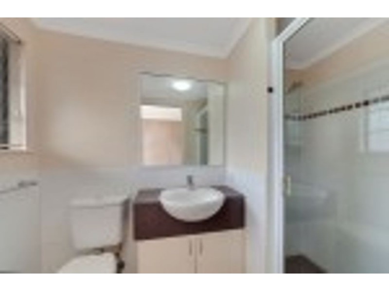 4/193 Kamerunga Road, Freshwater QLD 4870