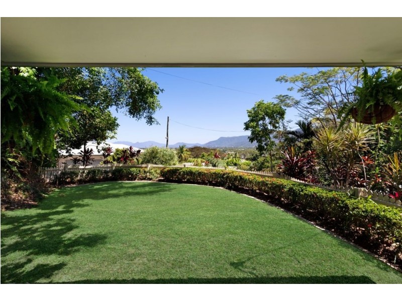 44 Walsh Street, Edge Hill QLD 4870
