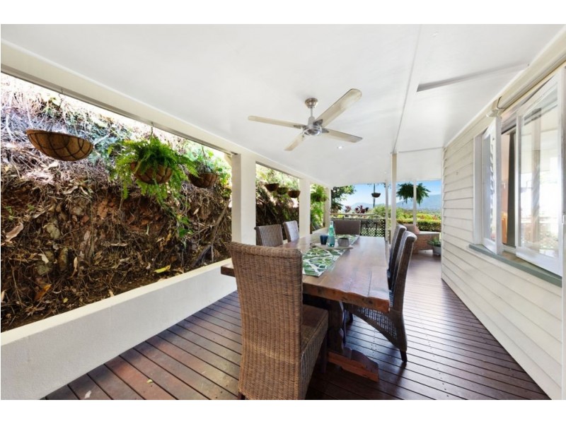 44 Walsh Street, Edge Hill QLD 4870