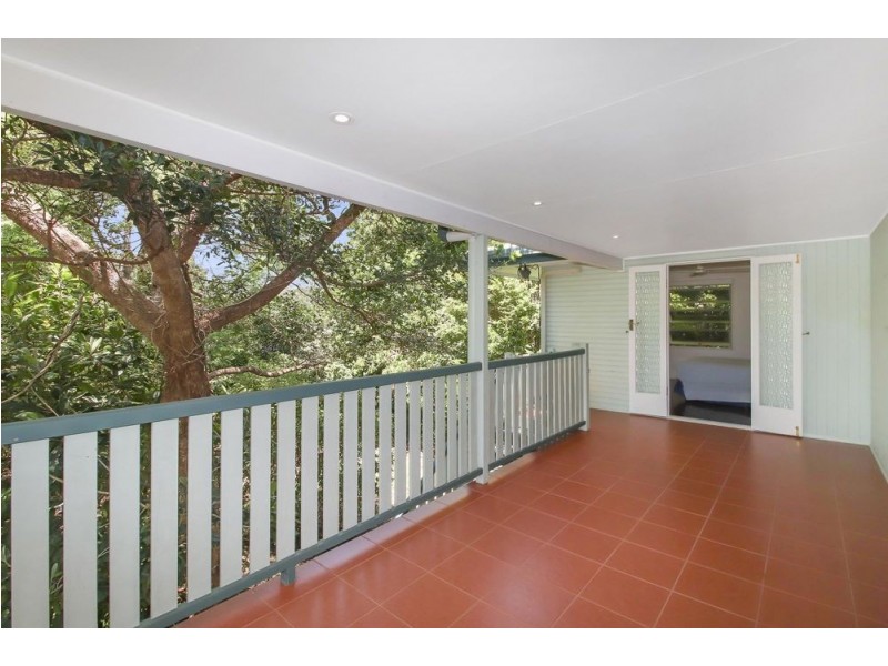 61 Hillview Crescent, Whitfield QLD 4870