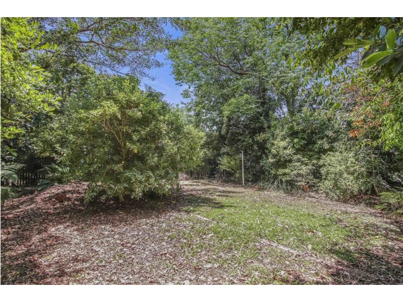 61 Hillview Crescent, Whitfield QLD 4870