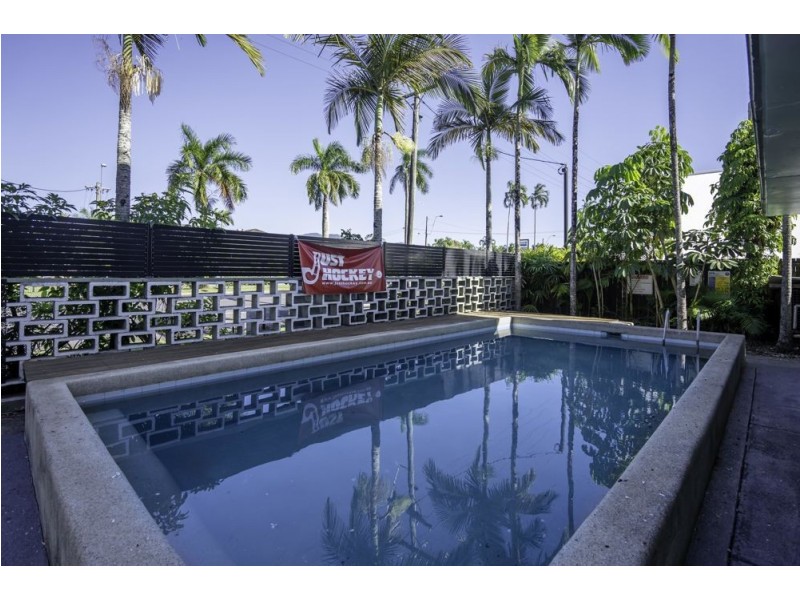 3/248 Sheridan Street, Cairns North QLD 4870