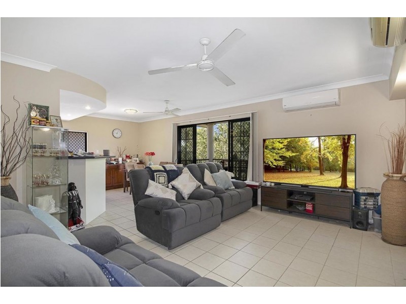 6/193 Kamerunga Road, Freshwater QLD 4870