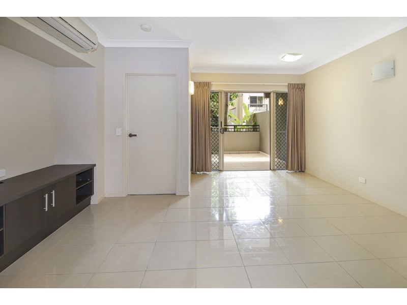 1211/12 Gregory Street, Westcourt QLD 4870