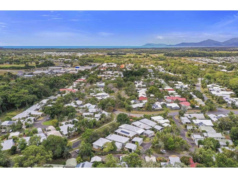 14 Rainy Mountain Place, Smithfield QLD 4878