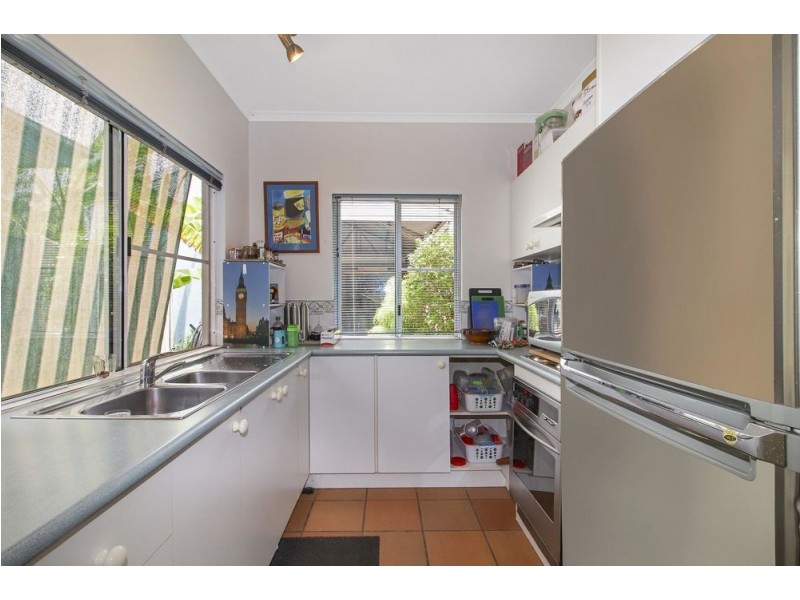 14 Rainy Mountain Place, Smithfield QLD 4878