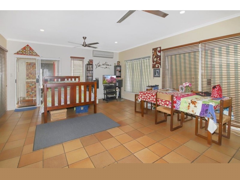 14 Rainy Mountain Place, Smithfield QLD 4878