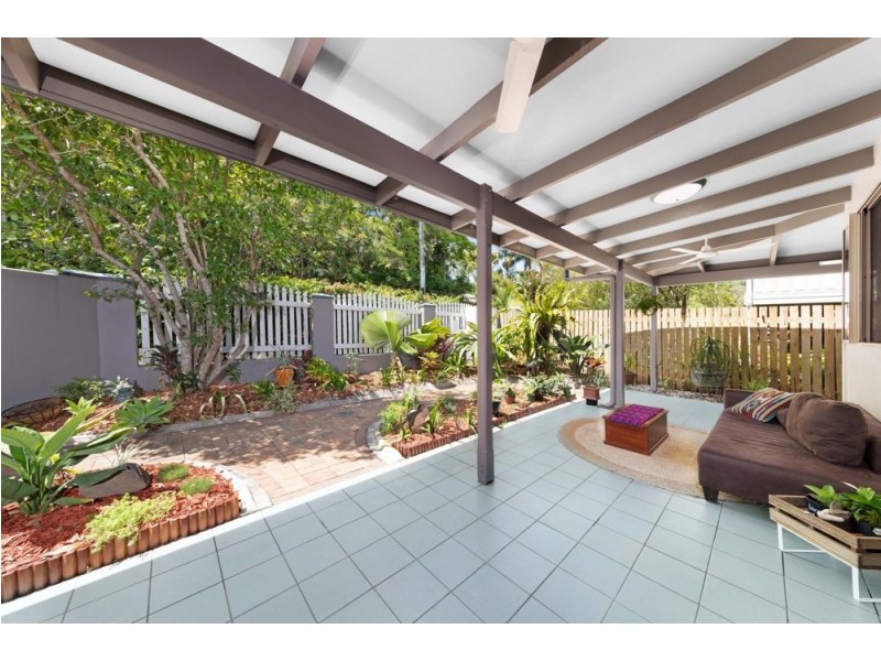 1/4 Vallely Street, Freshwater QLD 4870