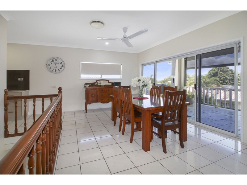 3 Woodmont Place, Mooroobool QLD 4870