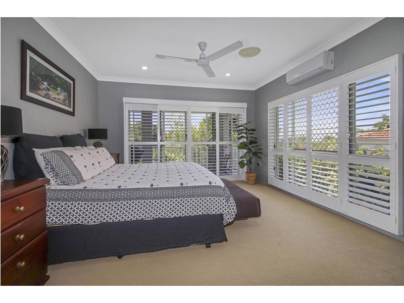 3 Woodmont Place, Mooroobool QLD 4870
