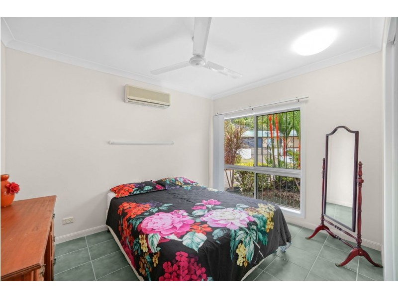 8 Himalaya  Close, Mount Sheridan QLD 4868