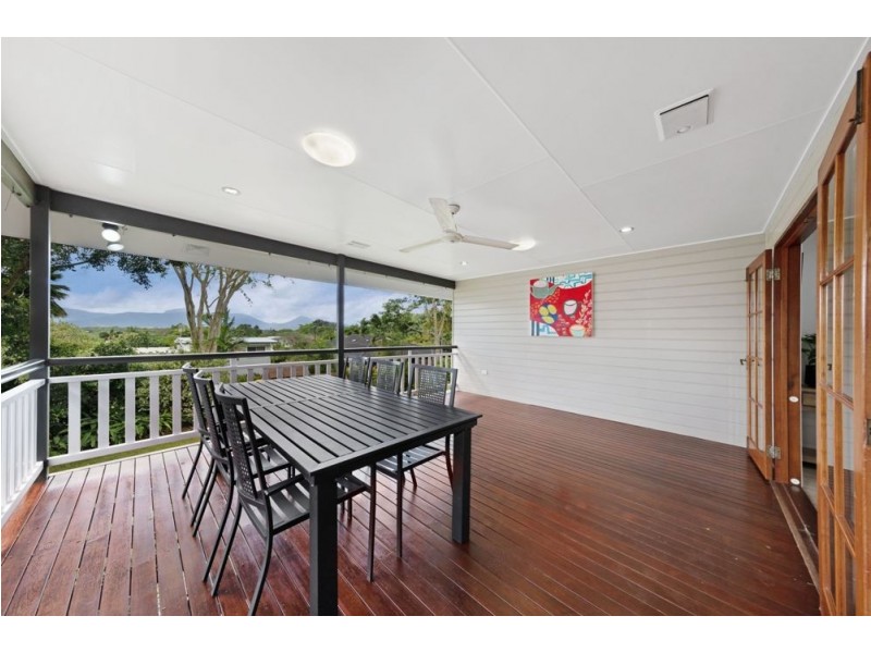 12 McKinlay Street, Whitfield QLD 4870