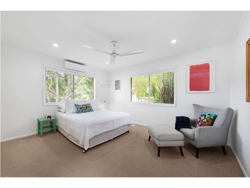 12 McKinlay Street, Whitfield QLD 4870