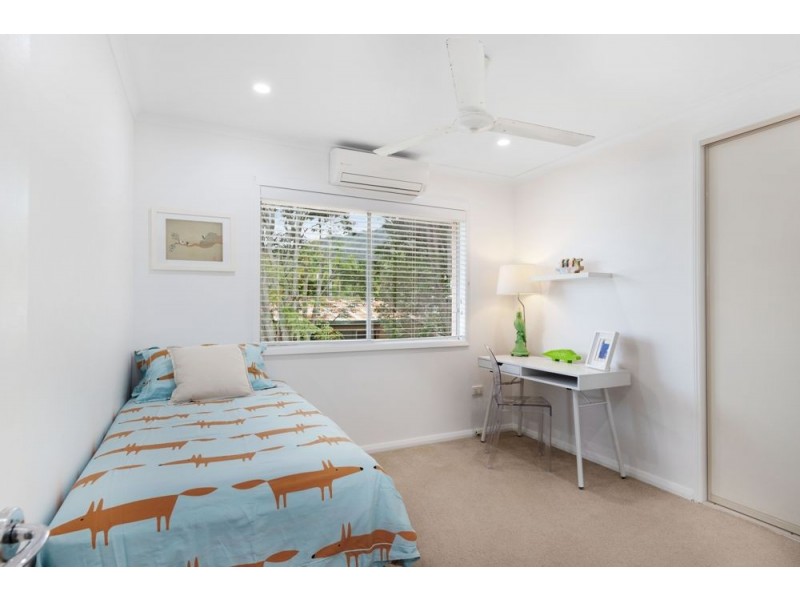 12 McKinlay Street, Whitfield QLD 4870