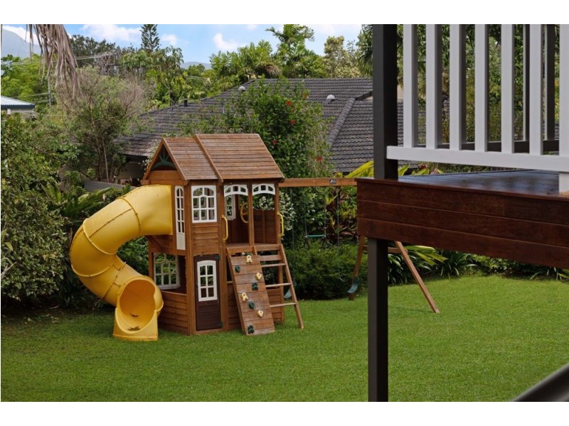 12 McKinlay Street, Whitfield QLD 4870