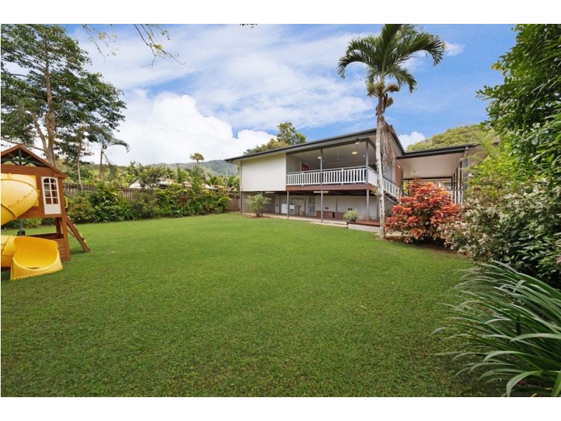 12 McKinlay Street, Whitfield QLD 4870