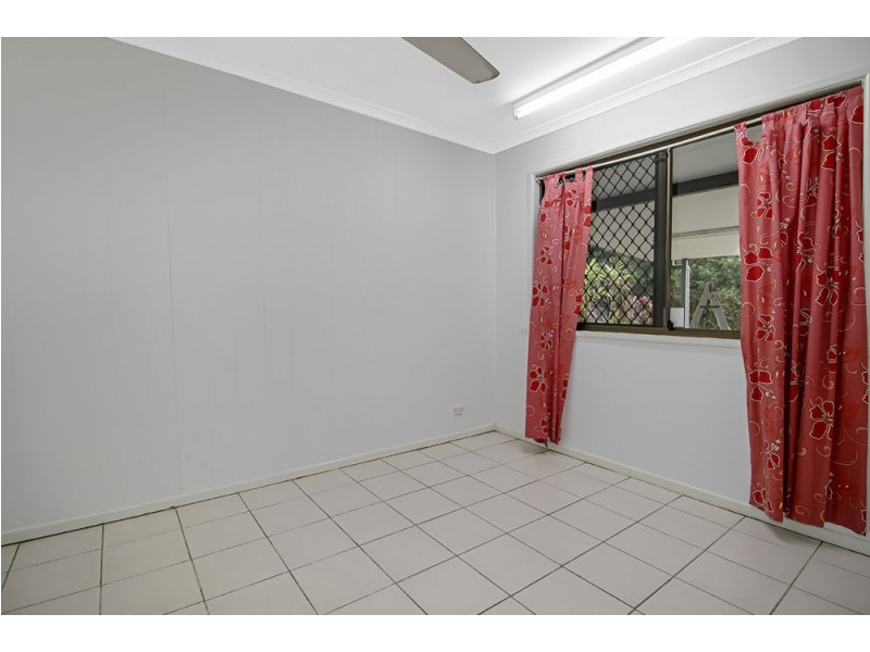 17 Paluma Street, Mount Sheridan QLD 4868