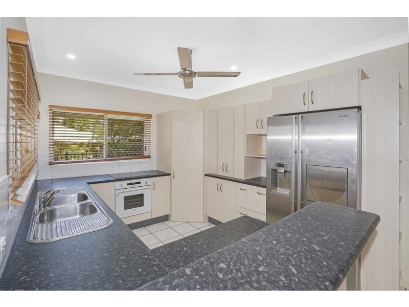 32 Albatross Street, Kewarra Beach QLD 4879