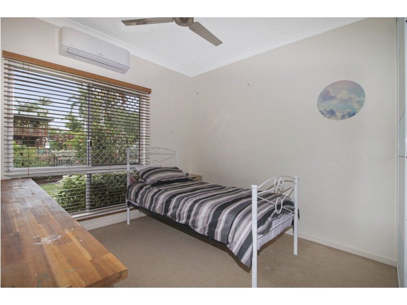 32 Albatross Street, Kewarra Beach QLD 4879