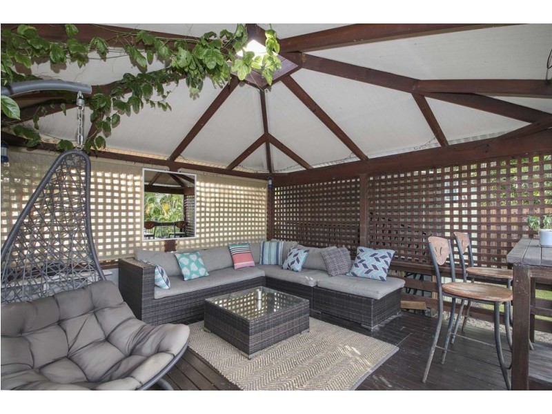 32 Albatross Street, Kewarra Beach QLD 4879