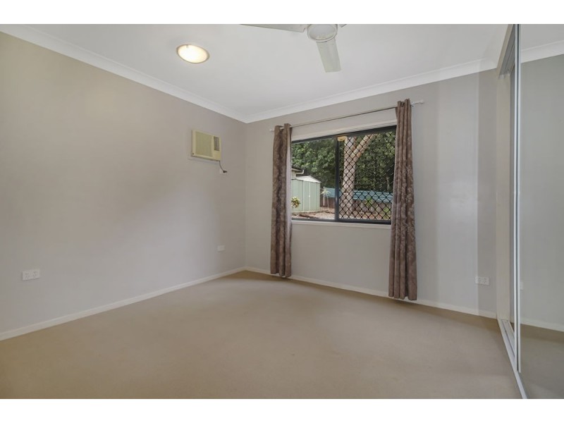 87 Daphne Drive, Redlynch QLD 4870