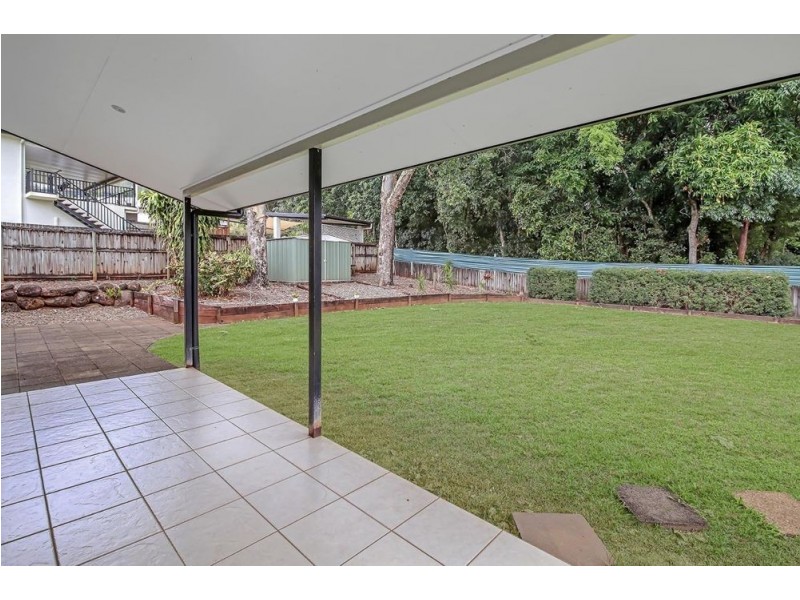 87 Daphne Drive, Redlynch QLD 4870