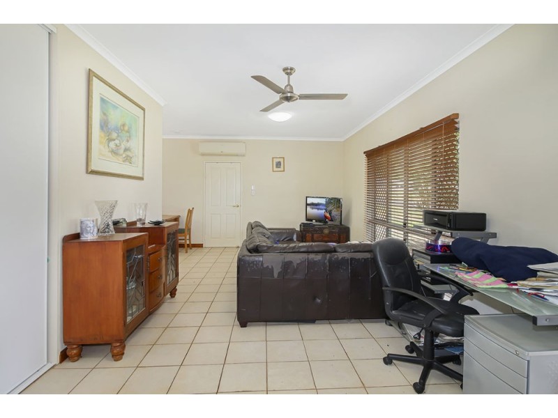 61 Shaws Road, Redlynch QLD 4870