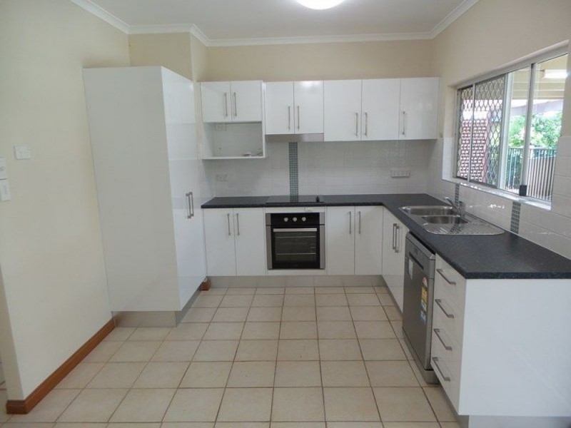 61 Shaws Road, Redlynch QLD 4870