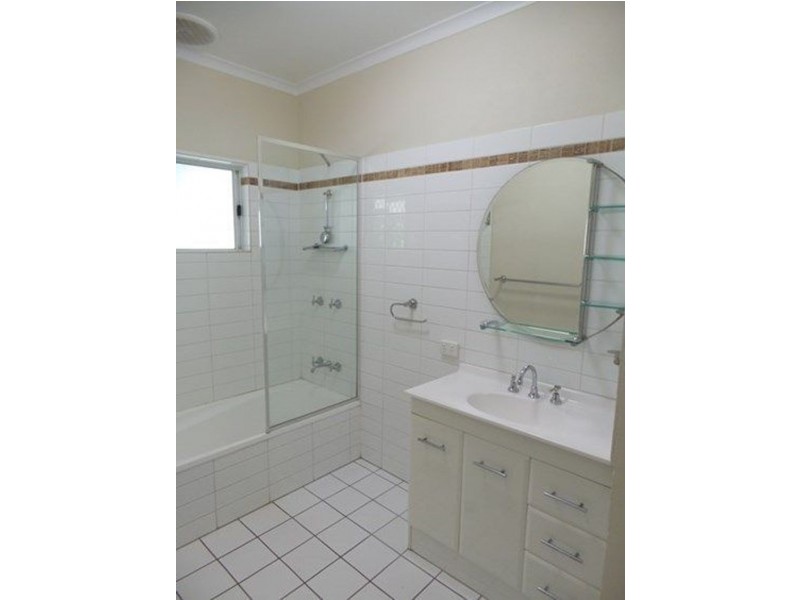 61 Shaws Road, Redlynch QLD 4870