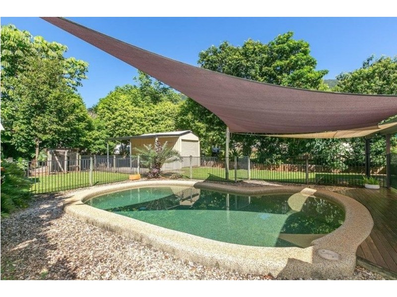 61 Shaws Road, Redlynch QLD 4870