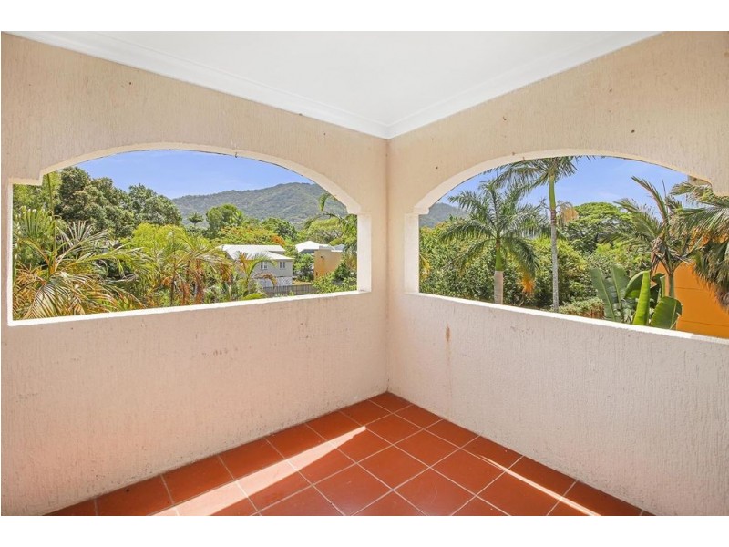 16/2 Chester Court, Manunda QLD 4870