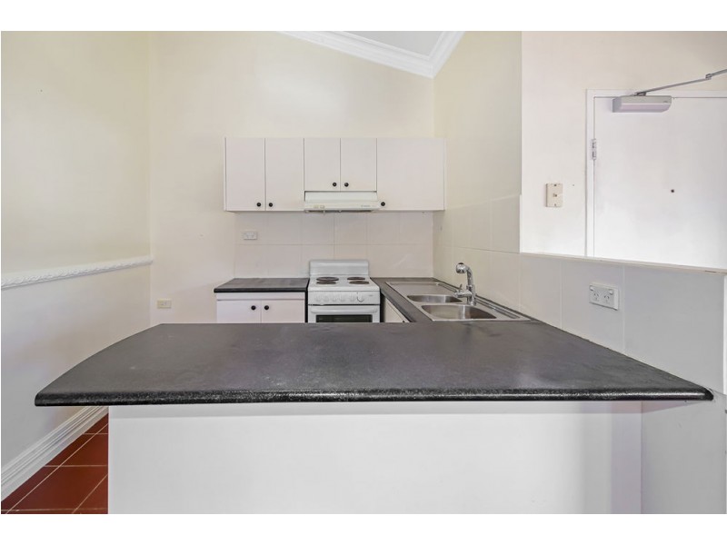 16/2 Chester Court, Manunda QLD 4870