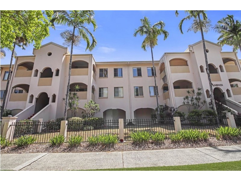16/2 Chester Court, Manunda QLD 4870