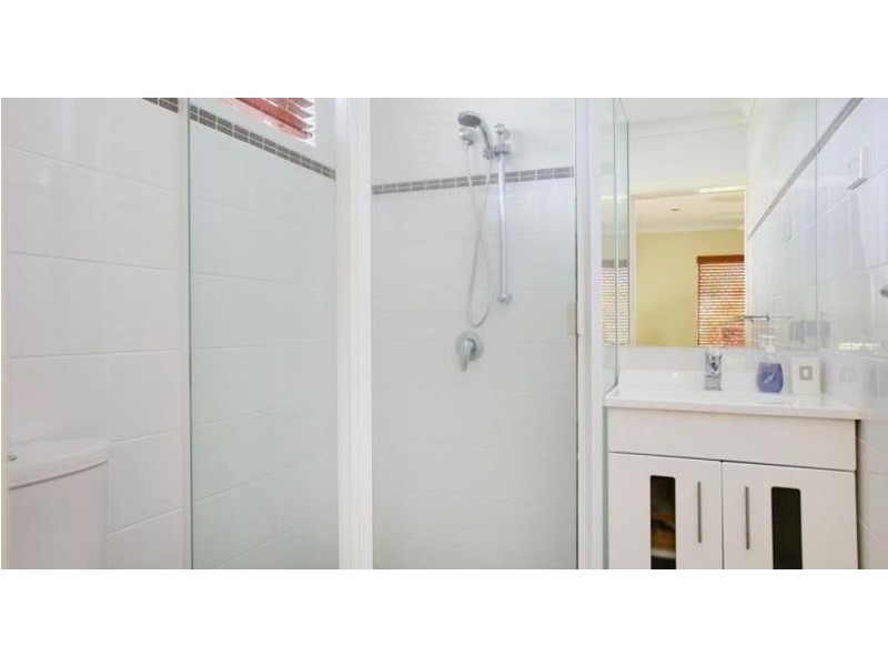 6 Trucano Close, Whitfield QLD 4870