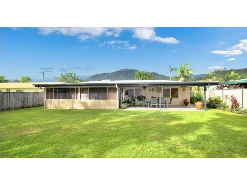 6 Trucano Close, Whitfield QLD 4870