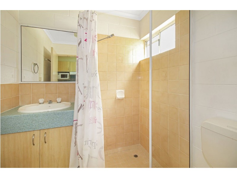 330/1-21 Anderson Road, Woree QLD 4868