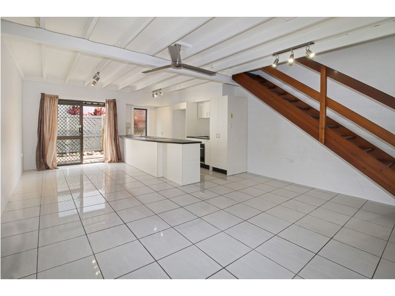 4/10 Maytown Close, Manoora QLD 4870