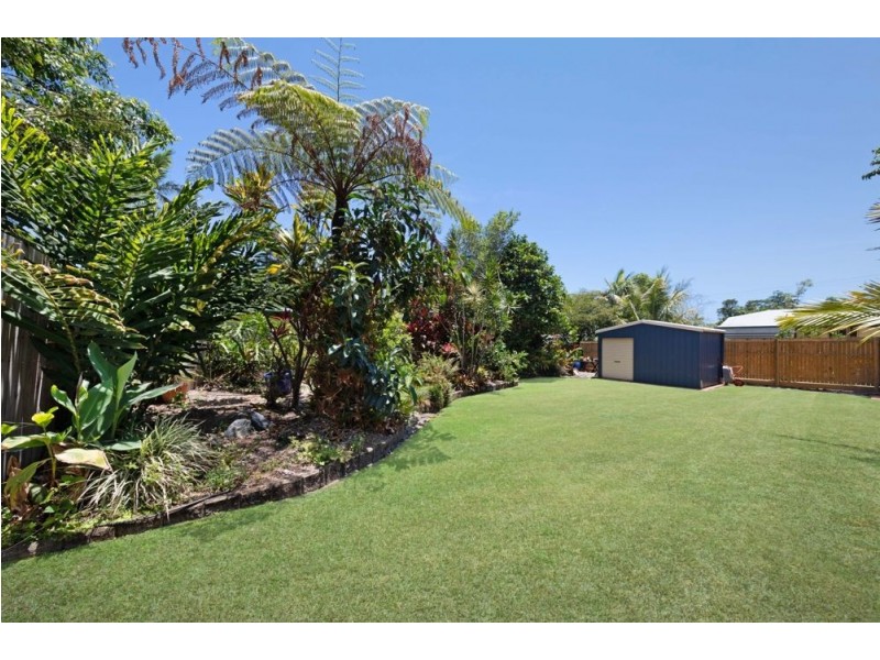 4 Hodel Street, Whitfield QLD 4870
