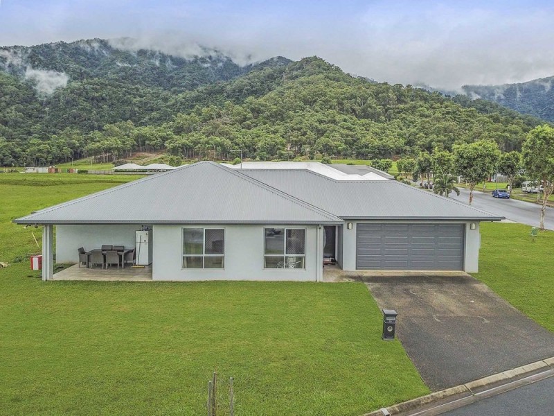 65 Woodlock Drive, Edmonton QLD 4869