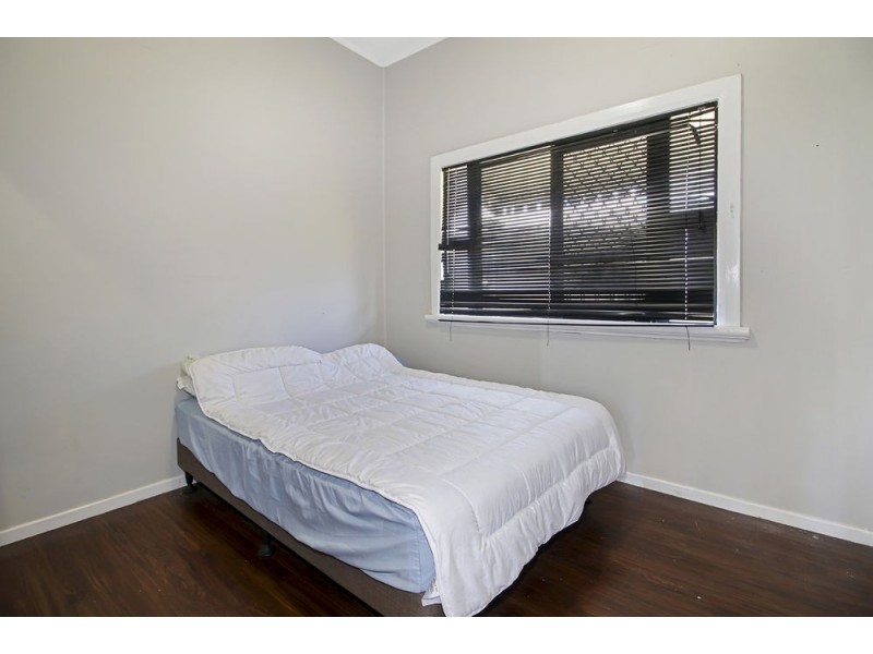 8 Thomson Street, Earlville QLD 4870