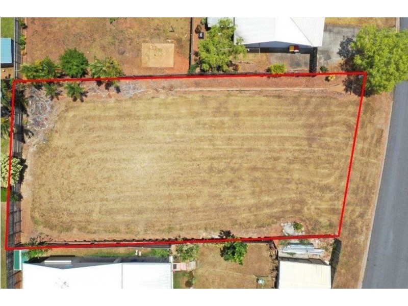 4 Barcoo Close, Bentley Park QLD 4869