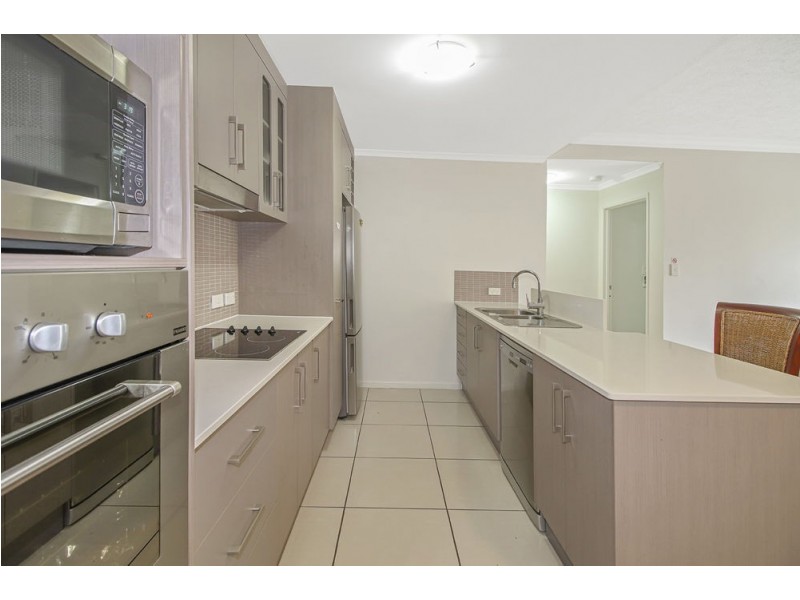 210/26 Veivers Road, Palm Cove QLD 4879
