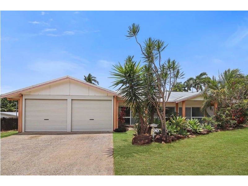 6 Summerhill Drive, Mooroobool QLD 4870